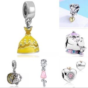 Disney Beauty & The Beast Collection Charm Set